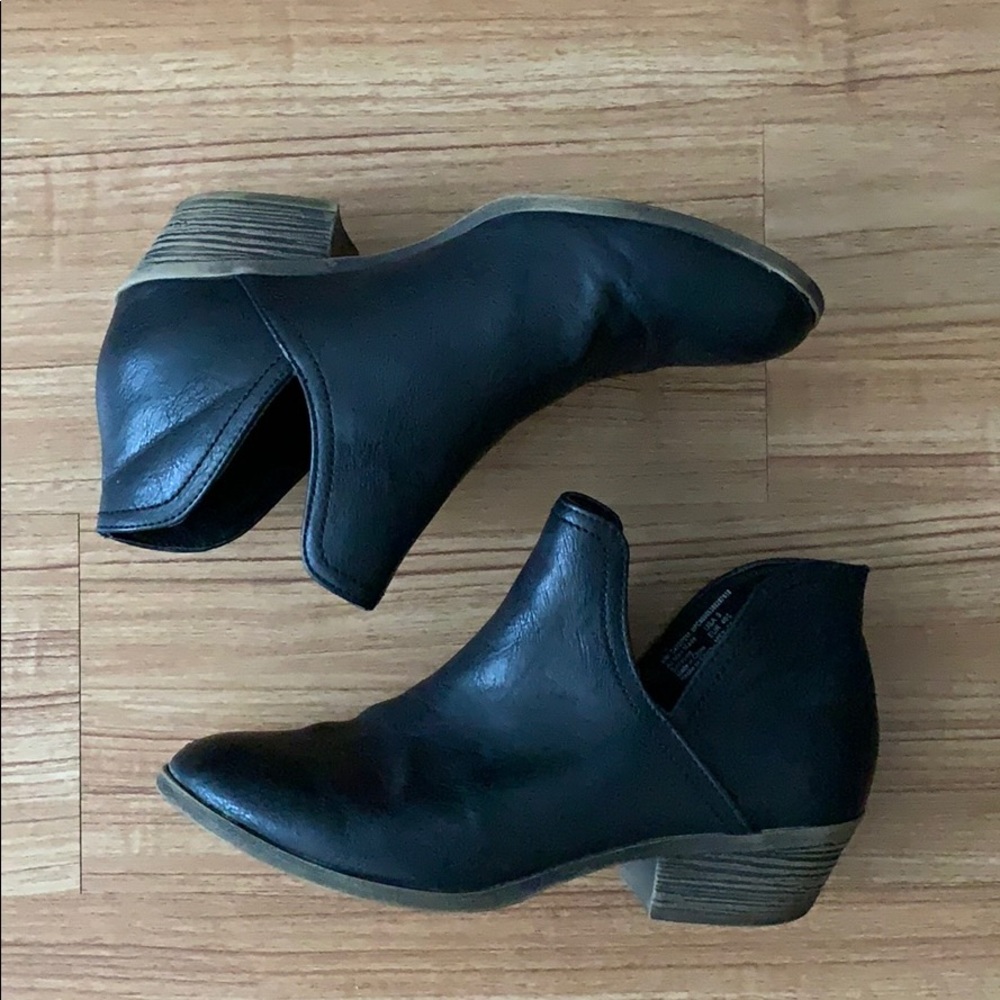 Black short booties